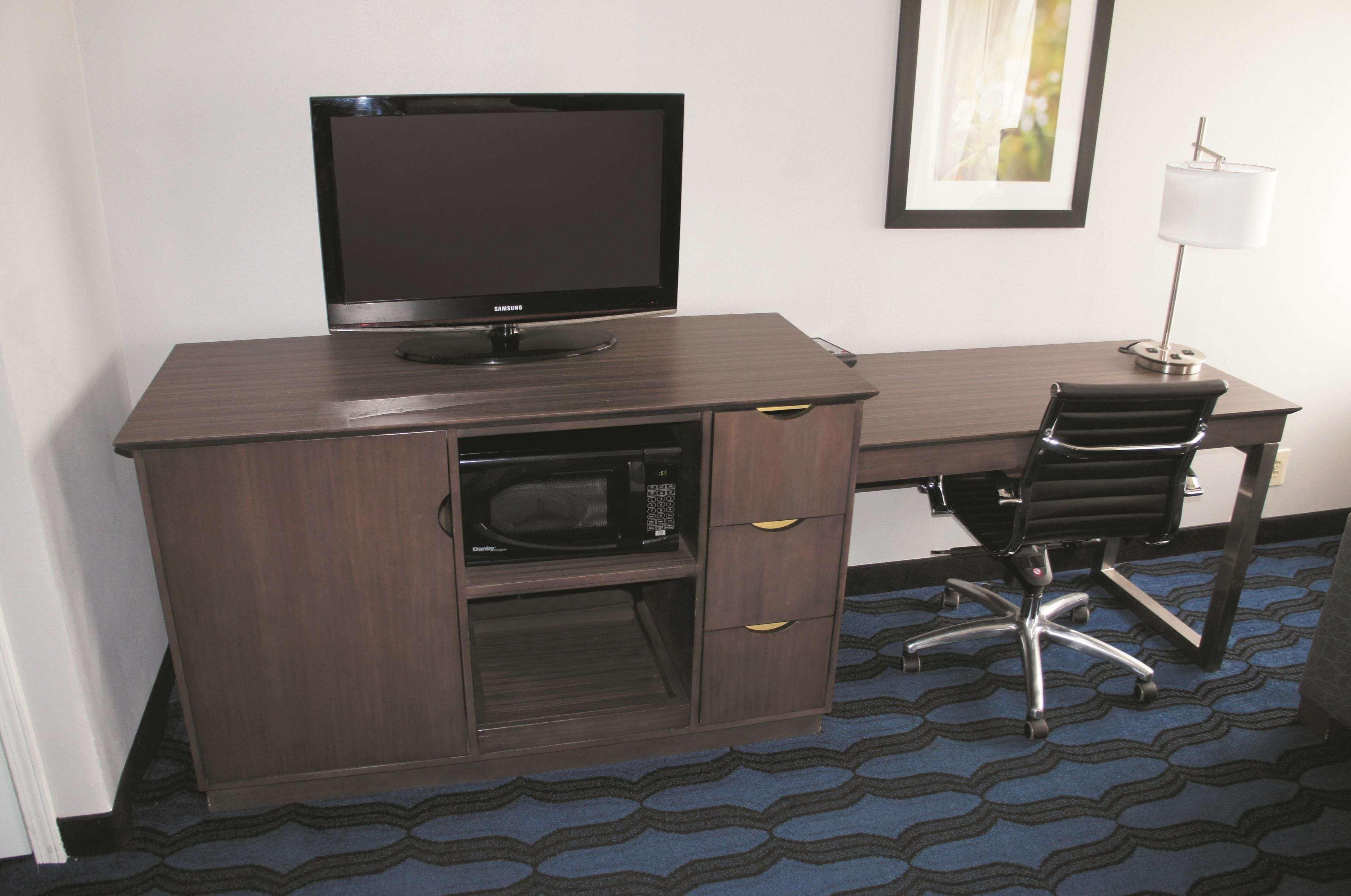 La Quinta By Wyndham St. Louis - Airport North 3* Hazelwood