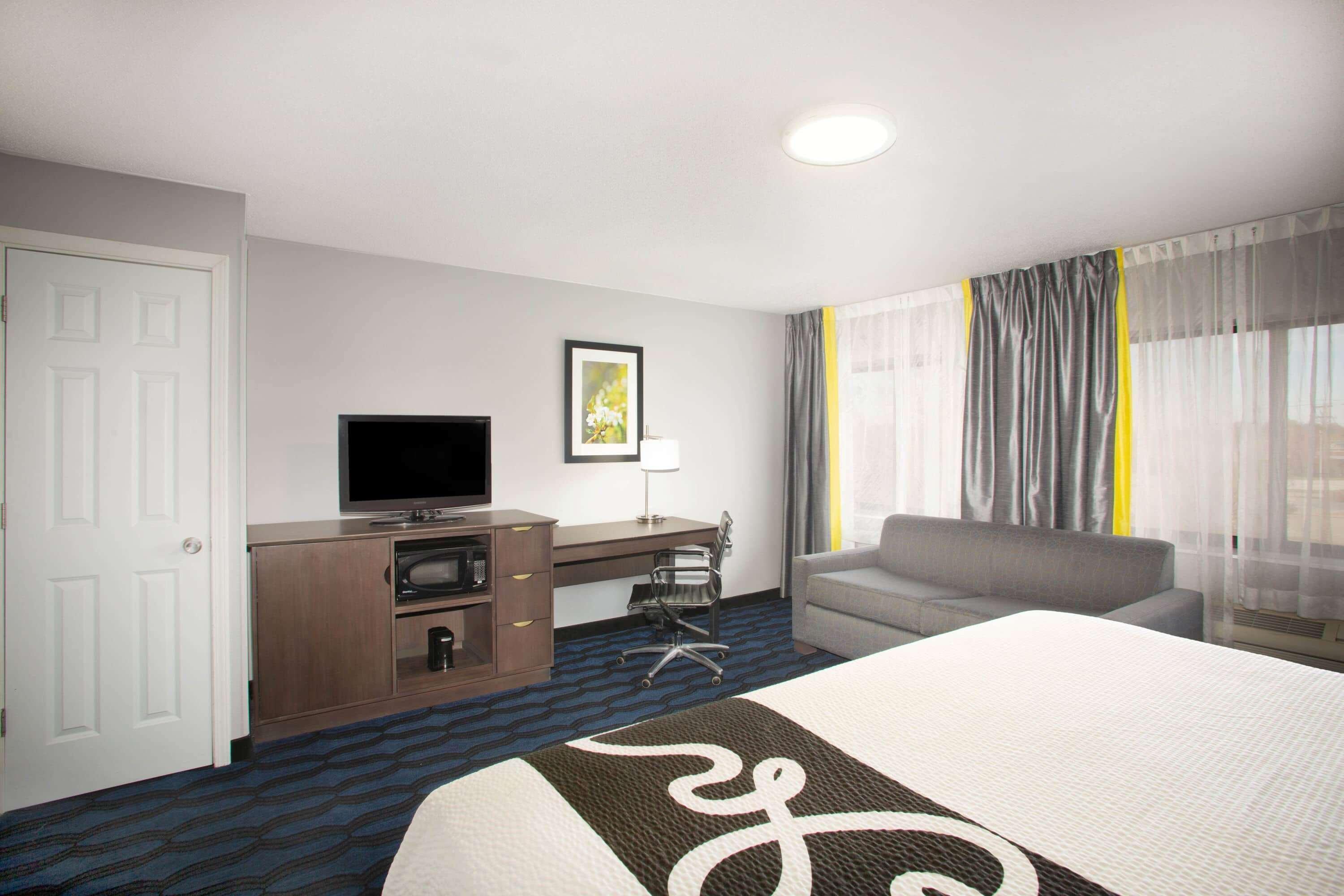 La Quinta By Wyndham St. Louis - Airport North Hotel 3*