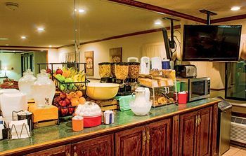 Hotel La Quinta By Wyndham St. Louis - Airport North